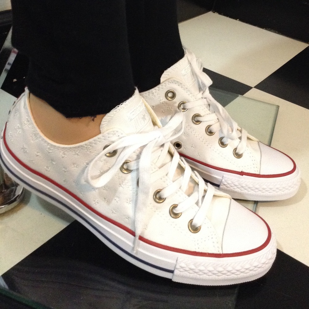 🎉New Converse All🌟Star Sneakers🎉Last Pair🎉 - Picture 2 of 8